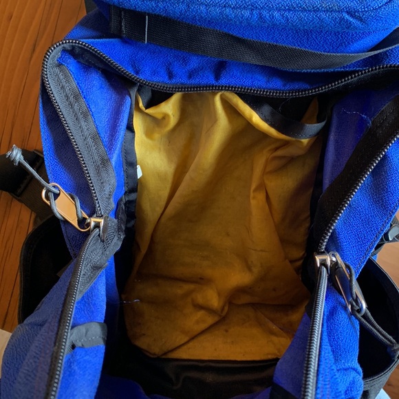 Mystery Ranch Mountain Monkey daypack with detachable hip pack, GUC. - Picture 10 of 13